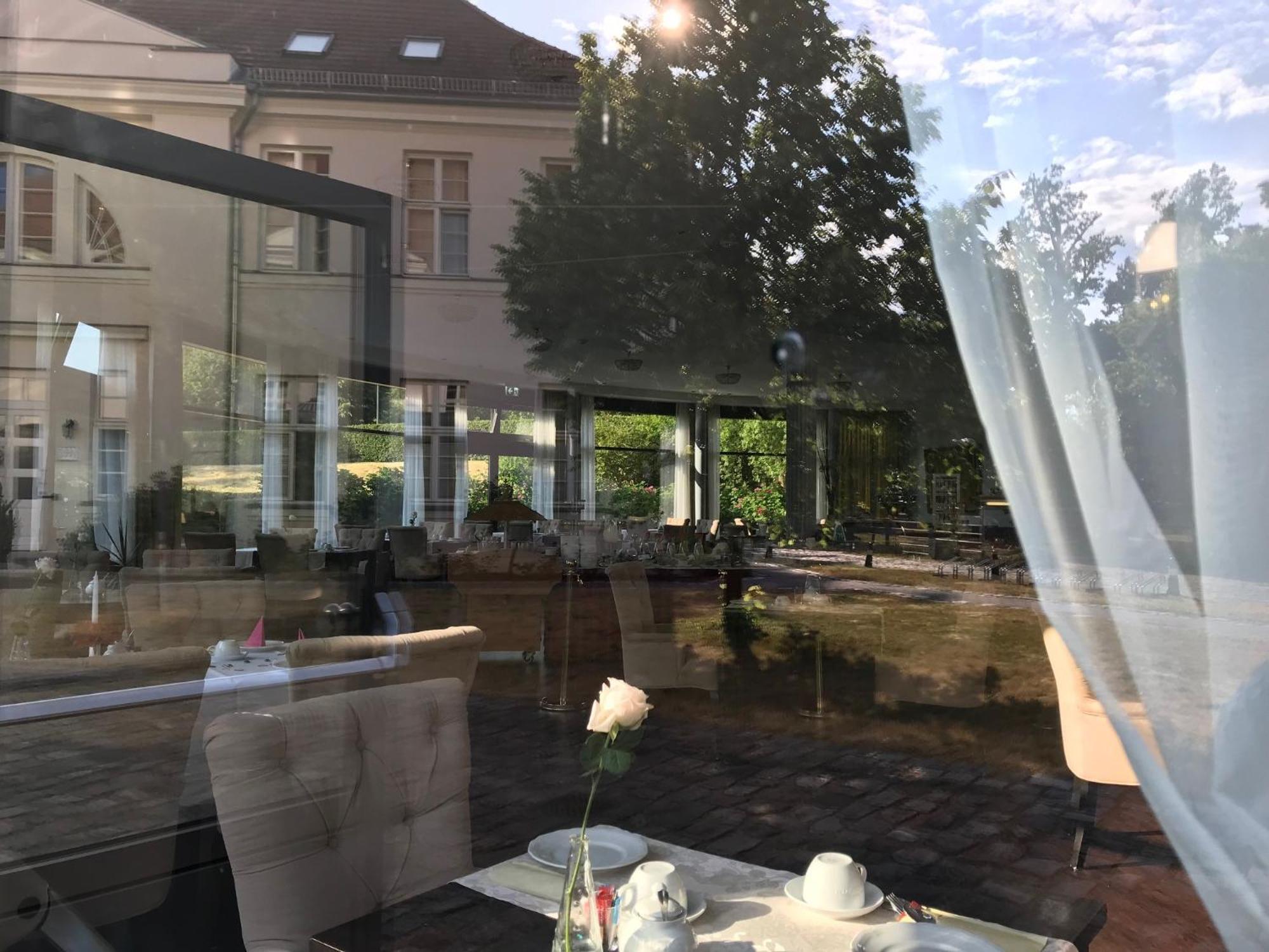 Hotel Prinzenpalais Bad Doberan Exterior photo
