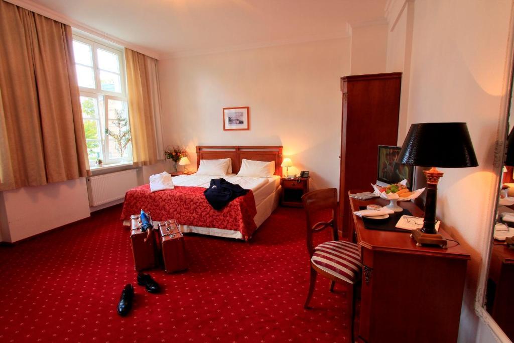 Hotel Prinzenpalais Bad Doberan Room photo