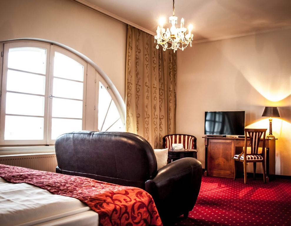 Hotel Prinzenpalais Bad Doberan Exterior photo