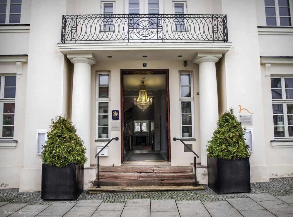 Hotel Prinzenpalais Bad Doberan Exterior photo